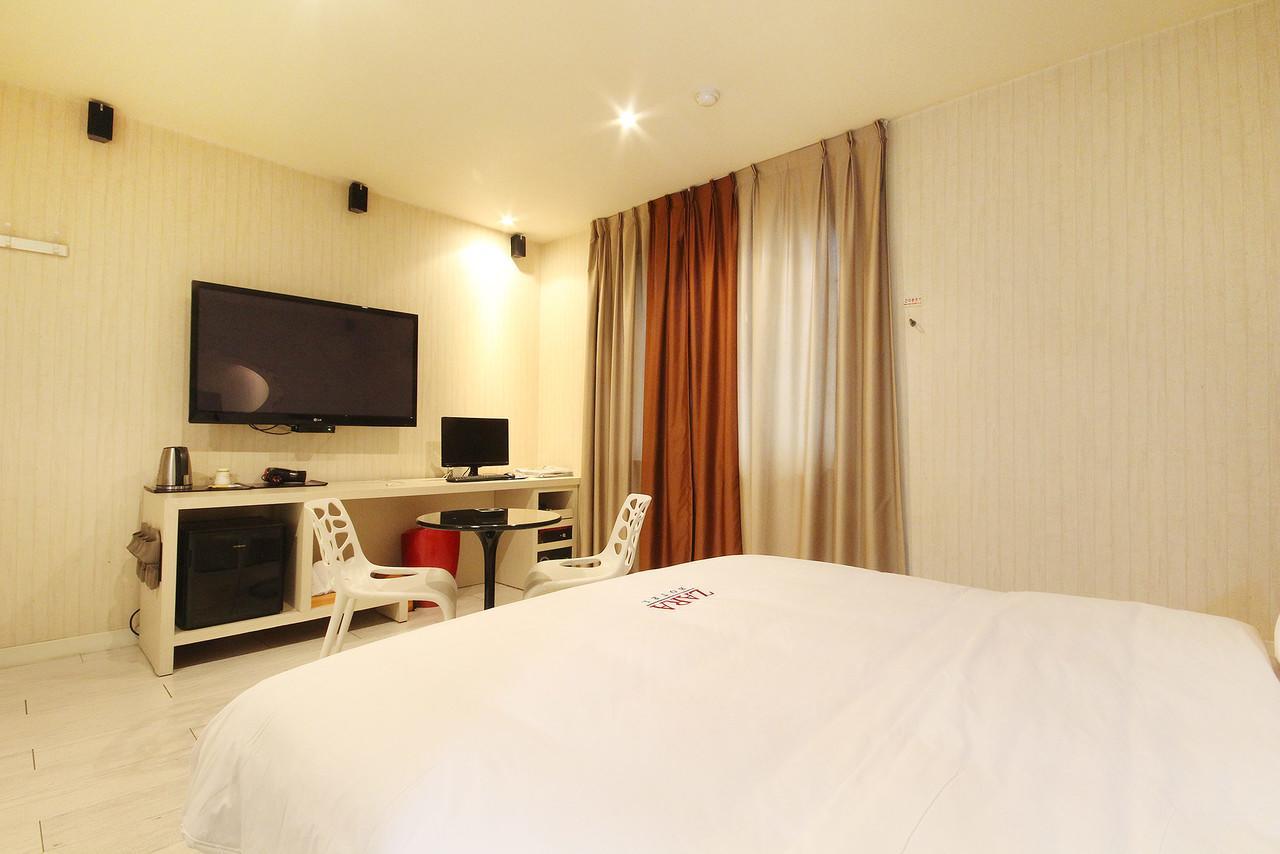 Hotel Zara Changwon Exterior foto